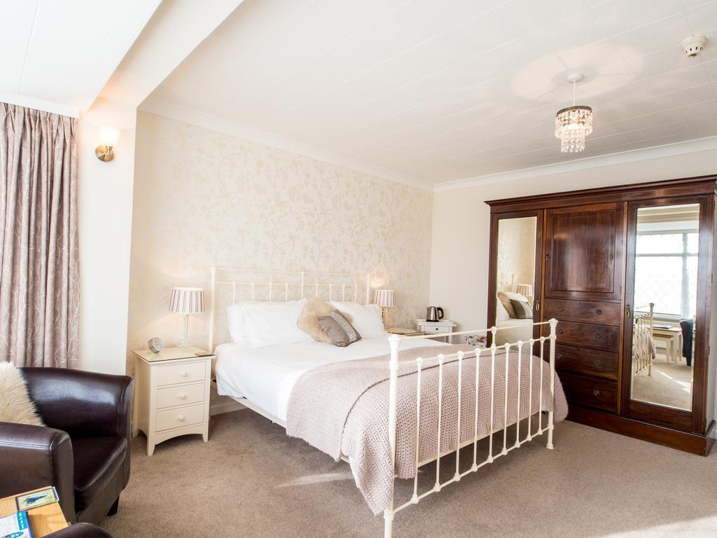 The Coast Yard B & B Chalet Hotel Selsey Bagian luar foto