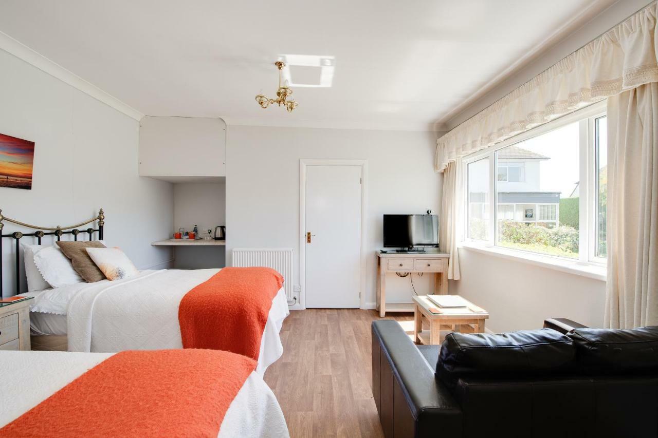 The Coast Yard B & B Chalet Hotel Selsey Bagian luar foto